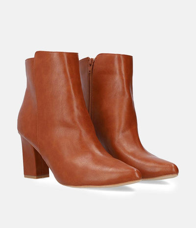 Chic Brown Block Heel Ankle Boots