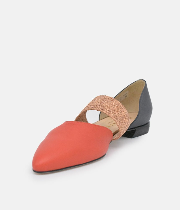 BRUNATE Chic Cut Out Flats