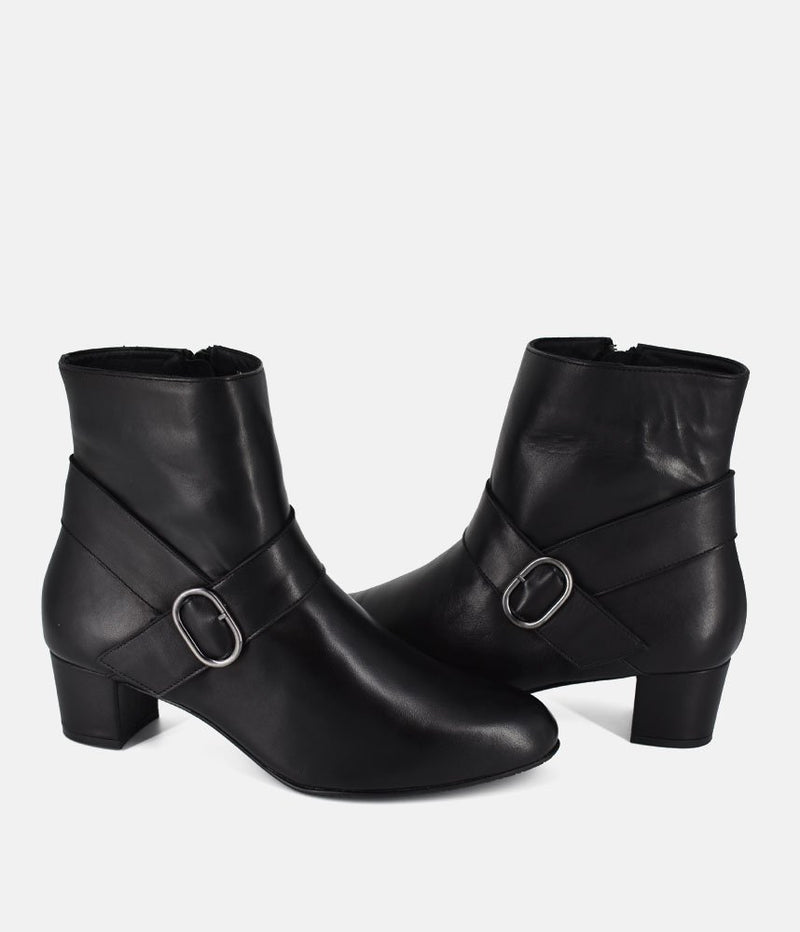 Cinderella Shoes Versatile Black Leather Ankle Boots