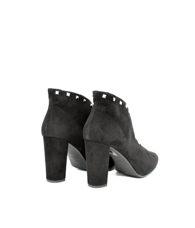 Gorgeous Black Suede Curvy Sky High Shoe Boot