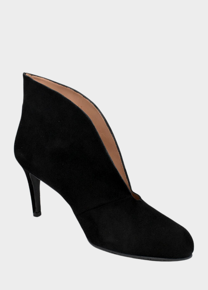 Elegant Black Suede V Cut Heeled Shoe Boot