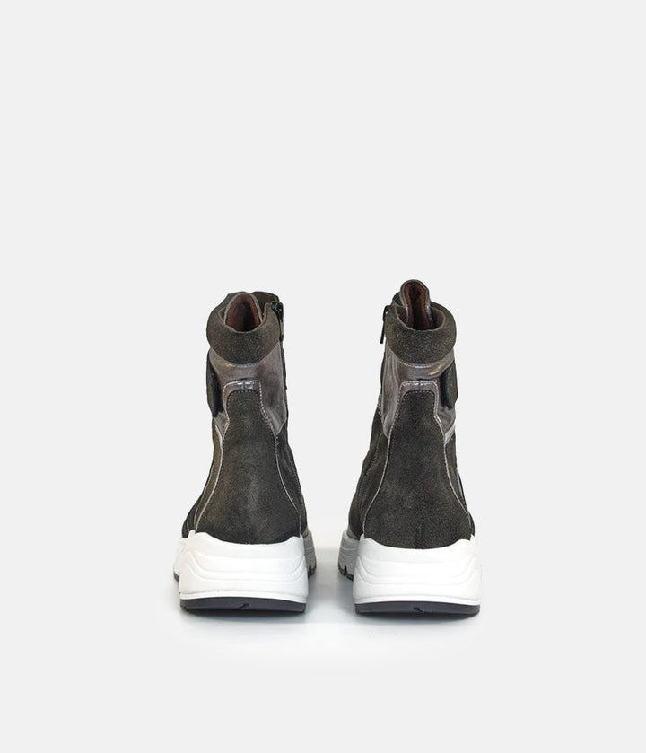 PieSanto Premium Grey Winter Boots