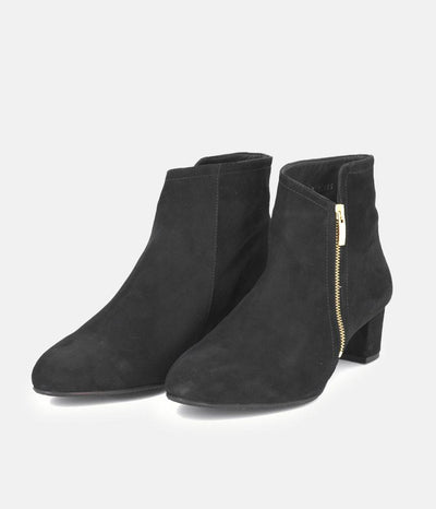 Cinderella Shoes Classic Block Heel Ankle Boots