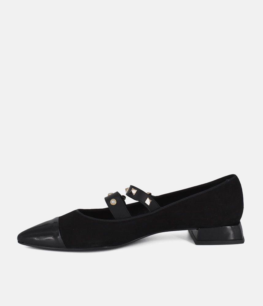 Dansi Chic Black Suede Flats