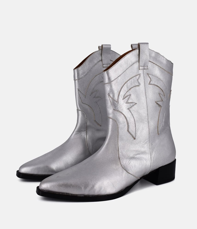 Dansi Trendy Metallic Silver Cowboy Ankle Boots