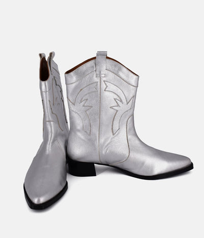 Dansi Trendy Metallic Silver Cowboy Ankle Boots