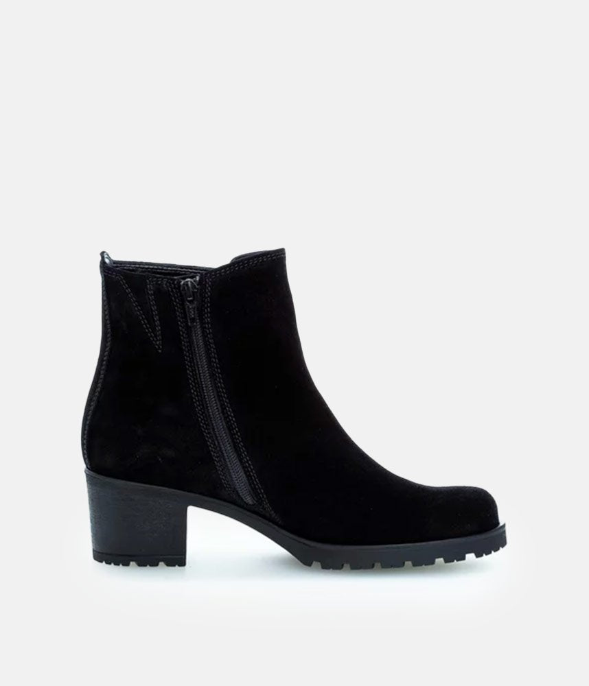 Gabor black boots sale best sale