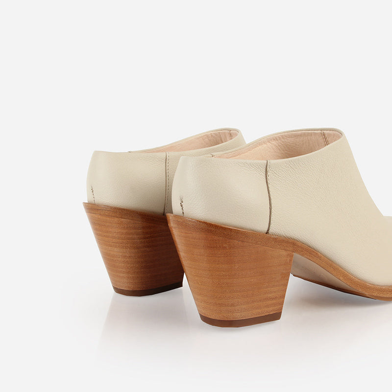 The Heeled Mule Oatmeal