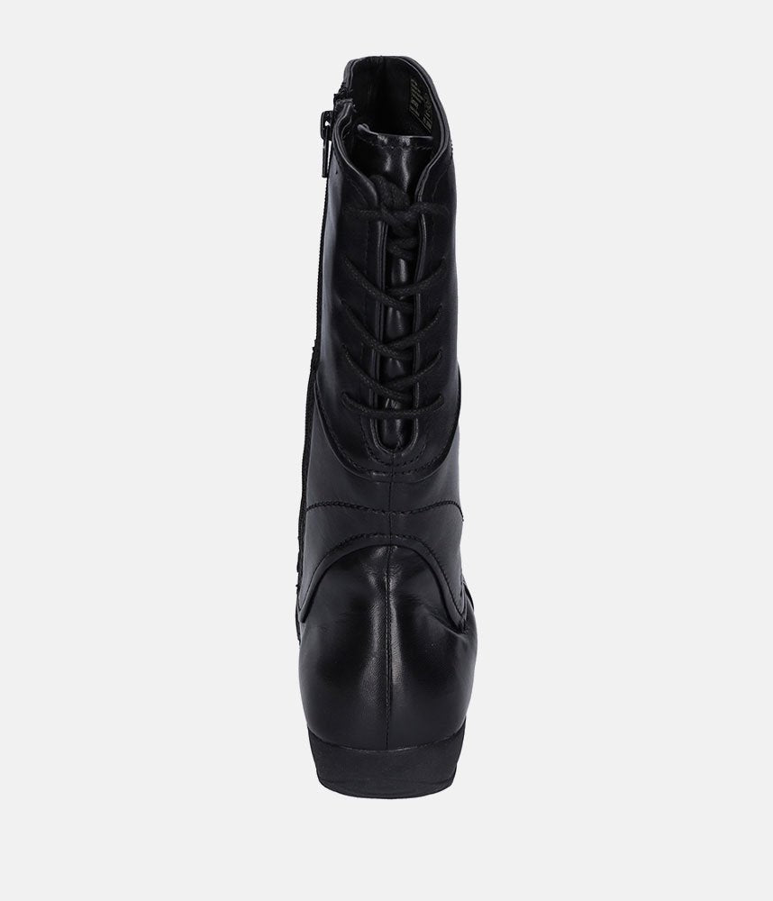 Josef Siebel Stylish Black Midi Leather Boots