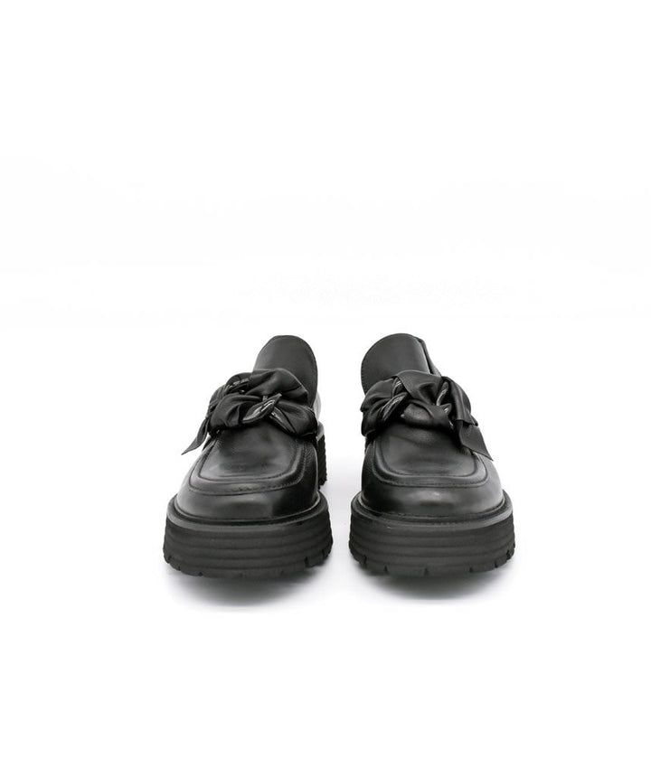 Kennel & Schmenger Gorgeous Black Leather Loafers