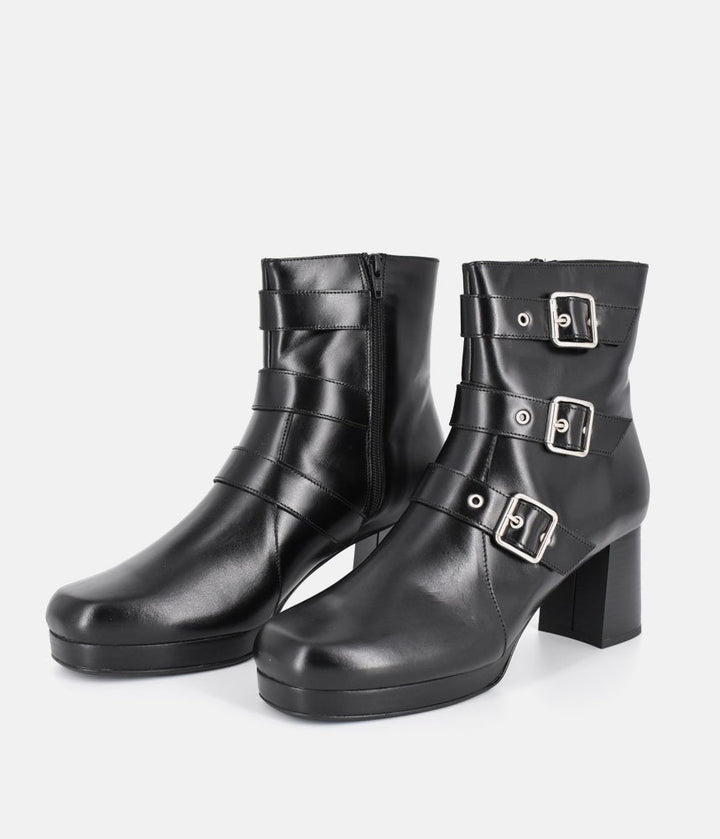 PieSanto Fabulous Black Buckle Ankle Boots