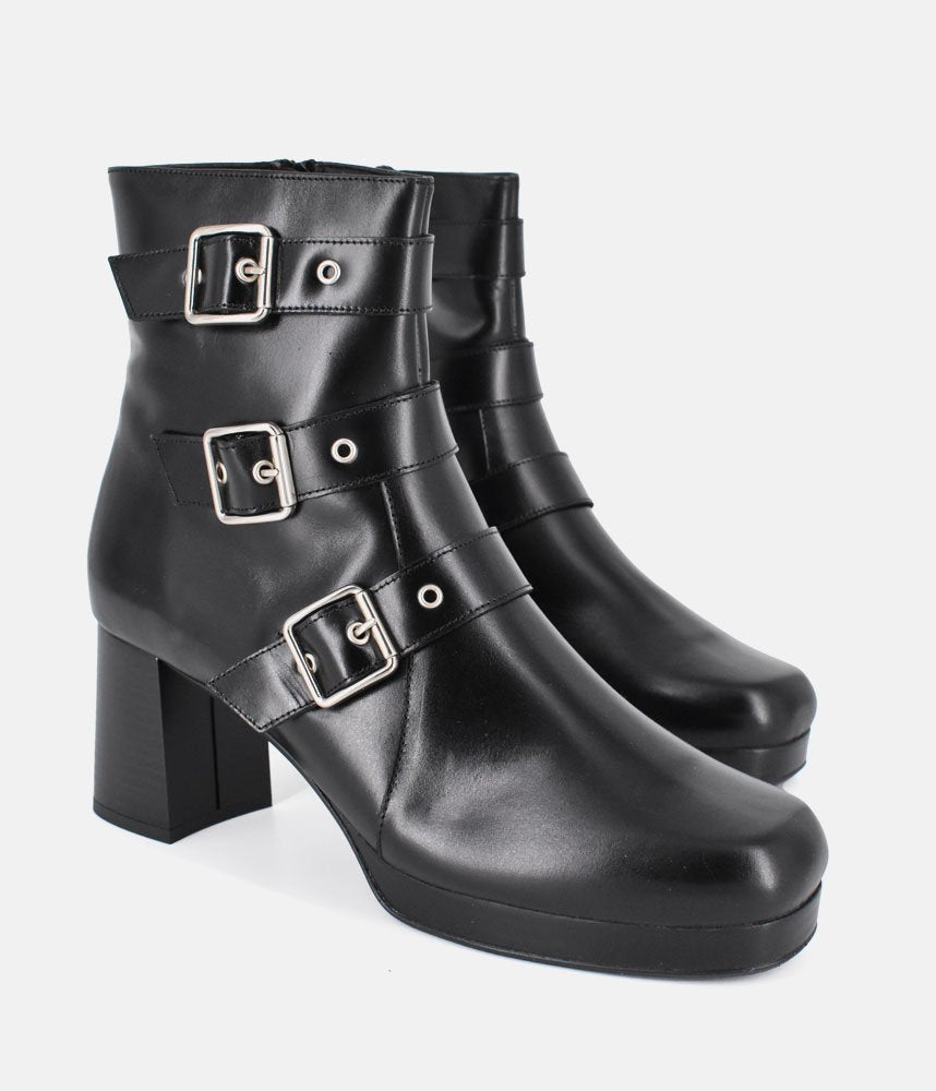 PieSanto Fabulous Black Buckle Ankle Boots