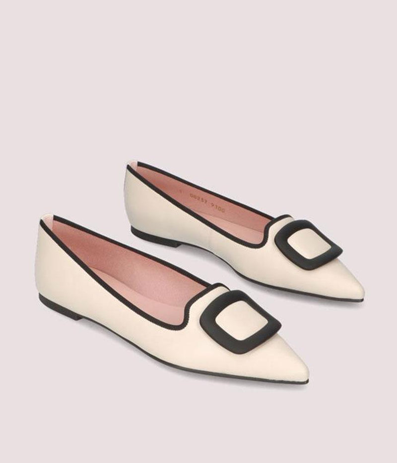 Pretty Ballerina – Chic Monochrome Pointy Toe Flats