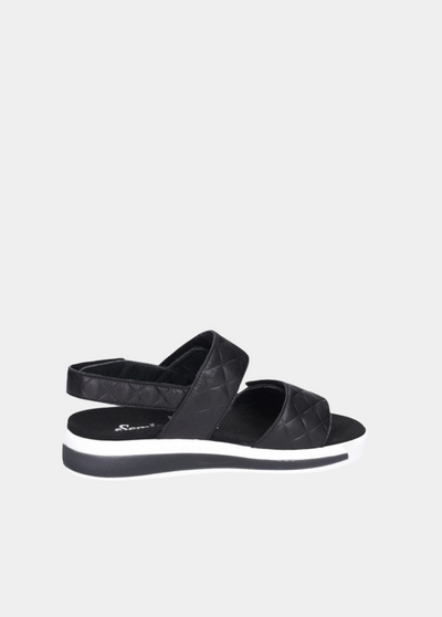 Semler Fashionable Quilted Black Wedge Sandals