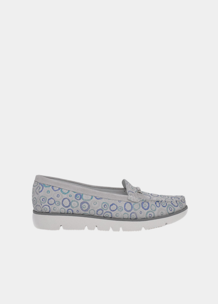 Vittoria Mengoni Gorgeous Grey Circle Loafers