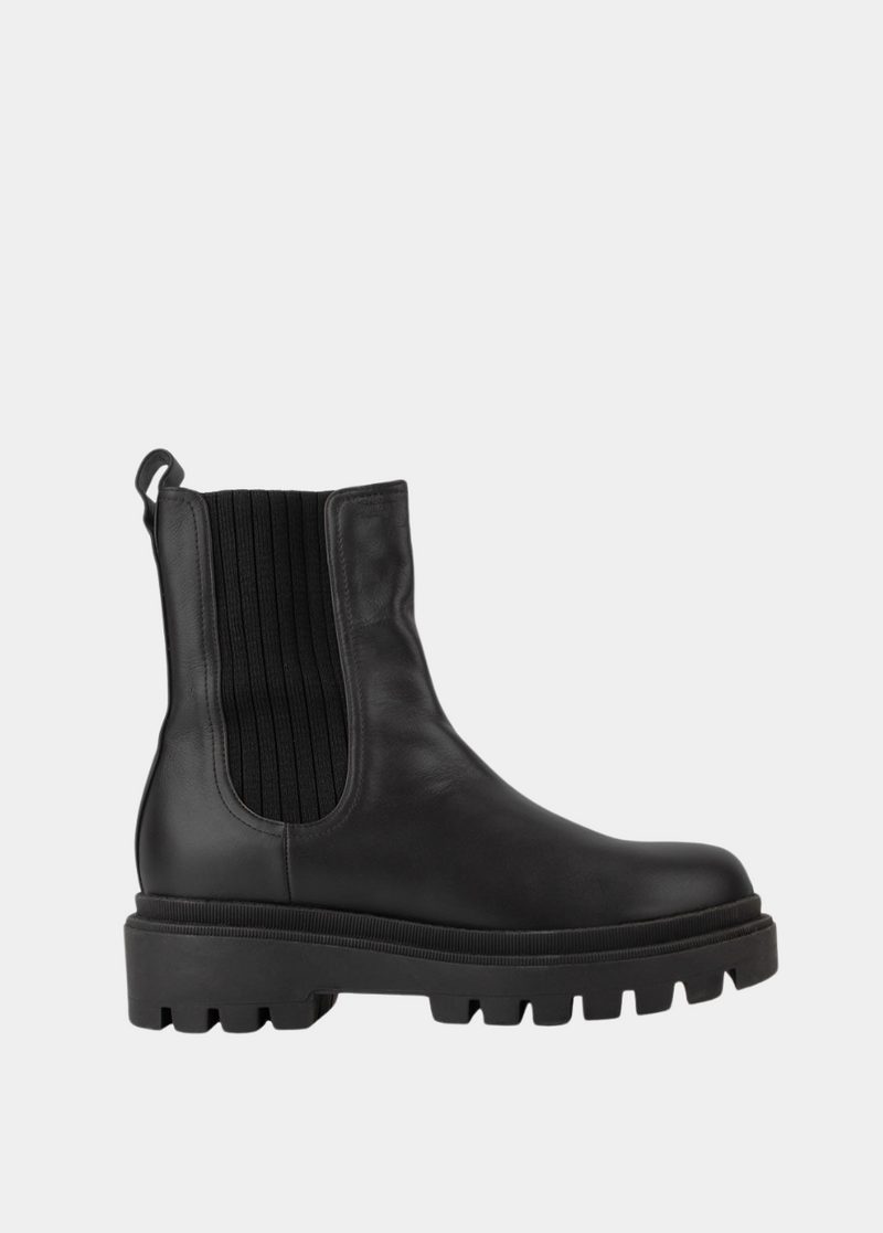 The Alpine Chelsea Boot Black