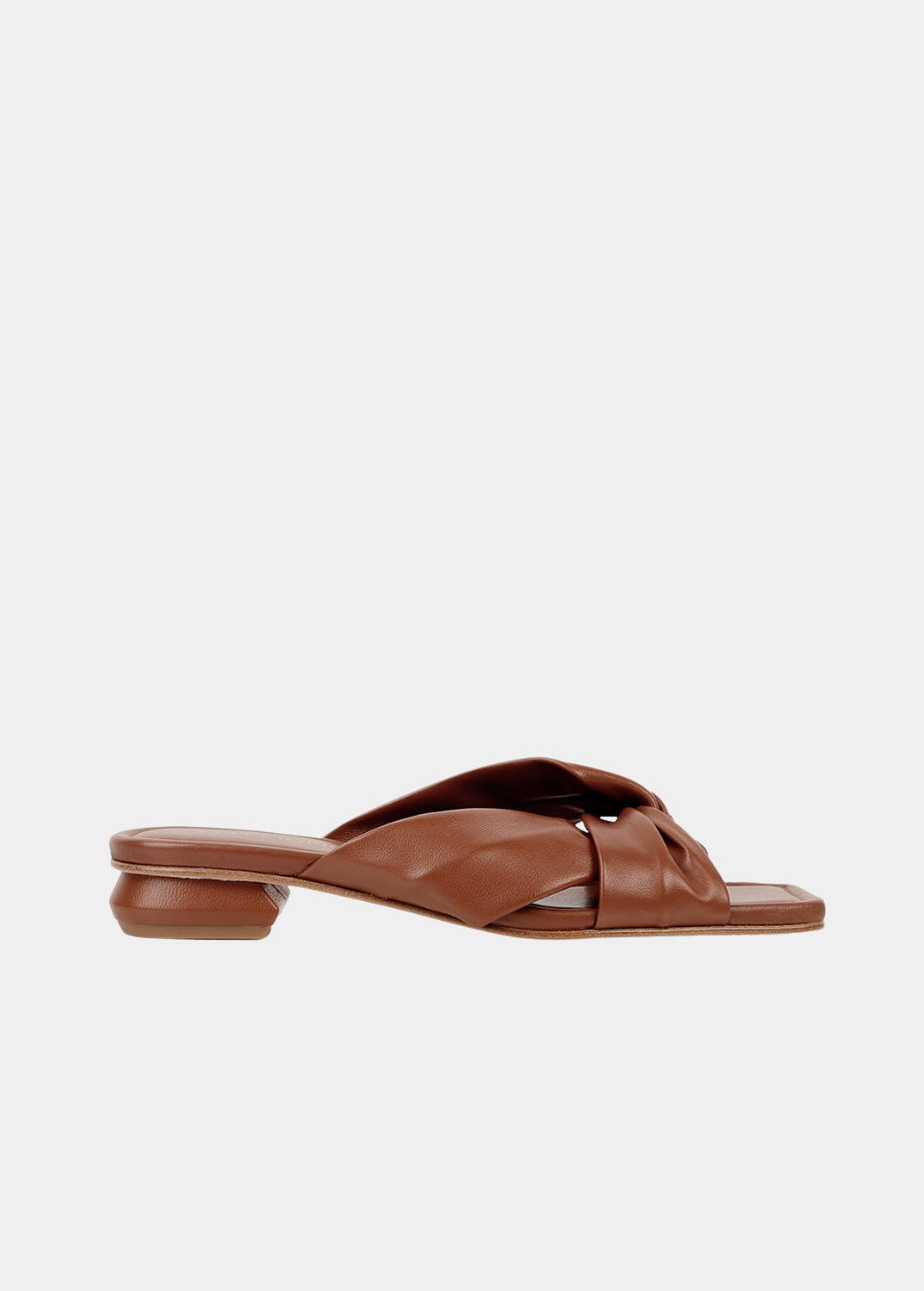 The Margot Slide Pecan