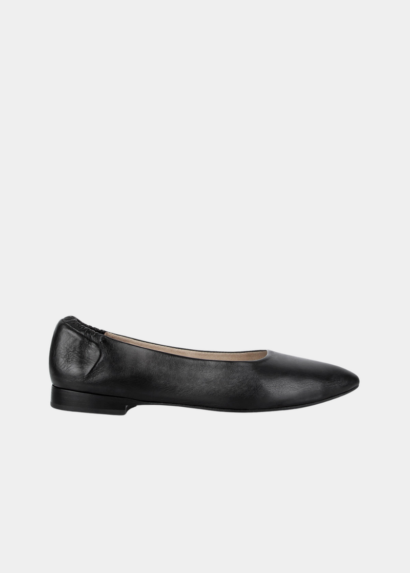 The On-The-Go Ballet Flat Black