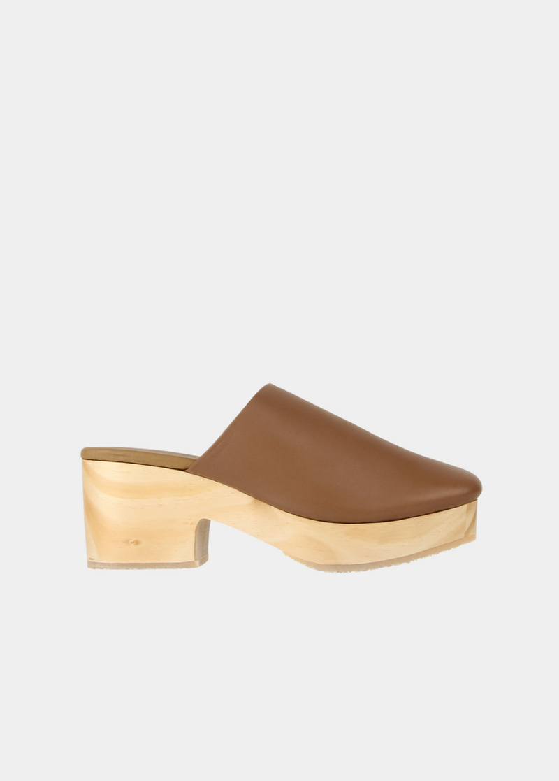 The West Coast Clog Praline