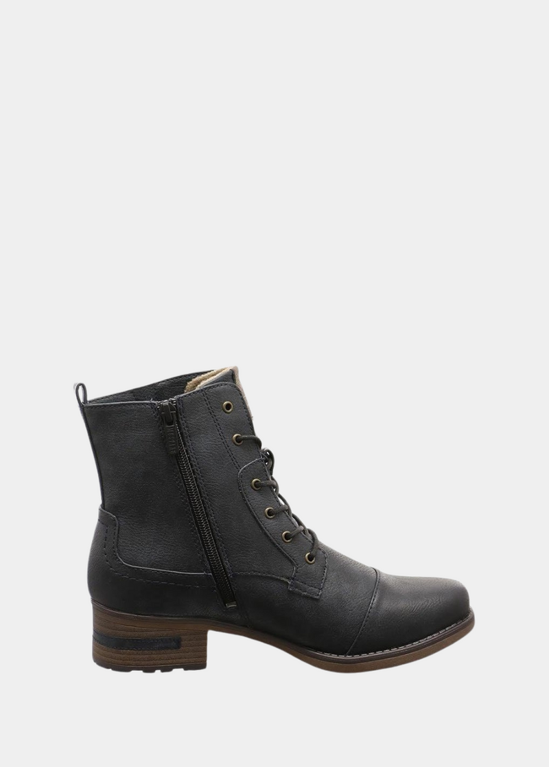 Mustang chelsea boots hotsell