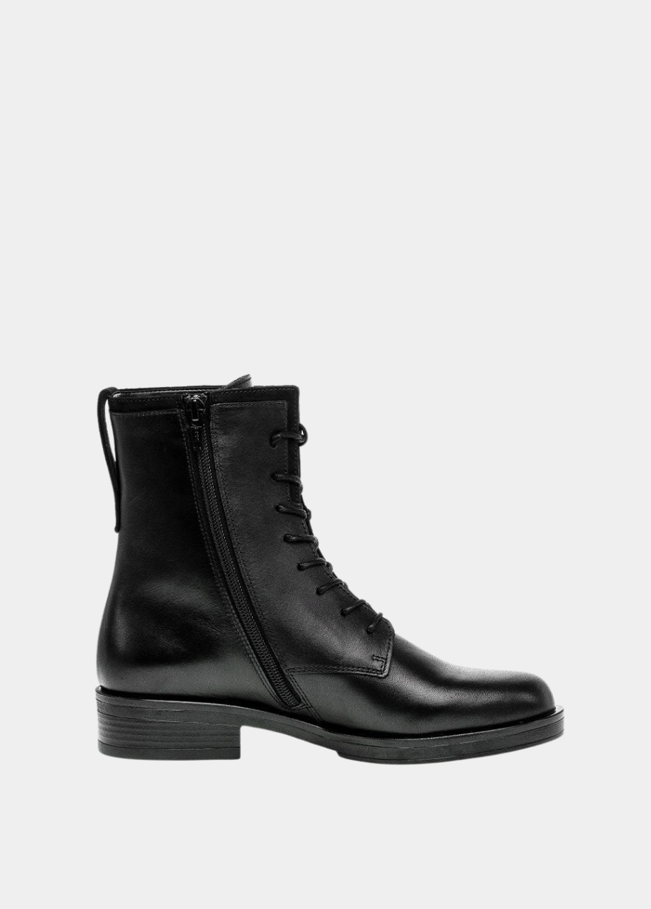 Gabor Classic Black Leather Ankle Boots