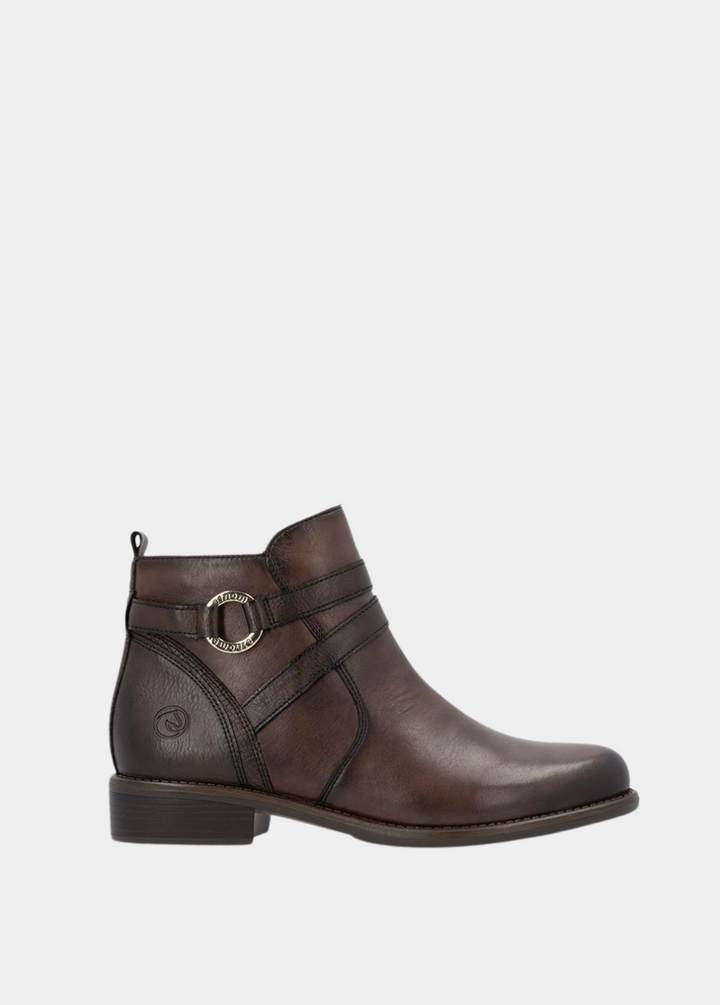 Remonte Classic Brown Leather Ankle Boots