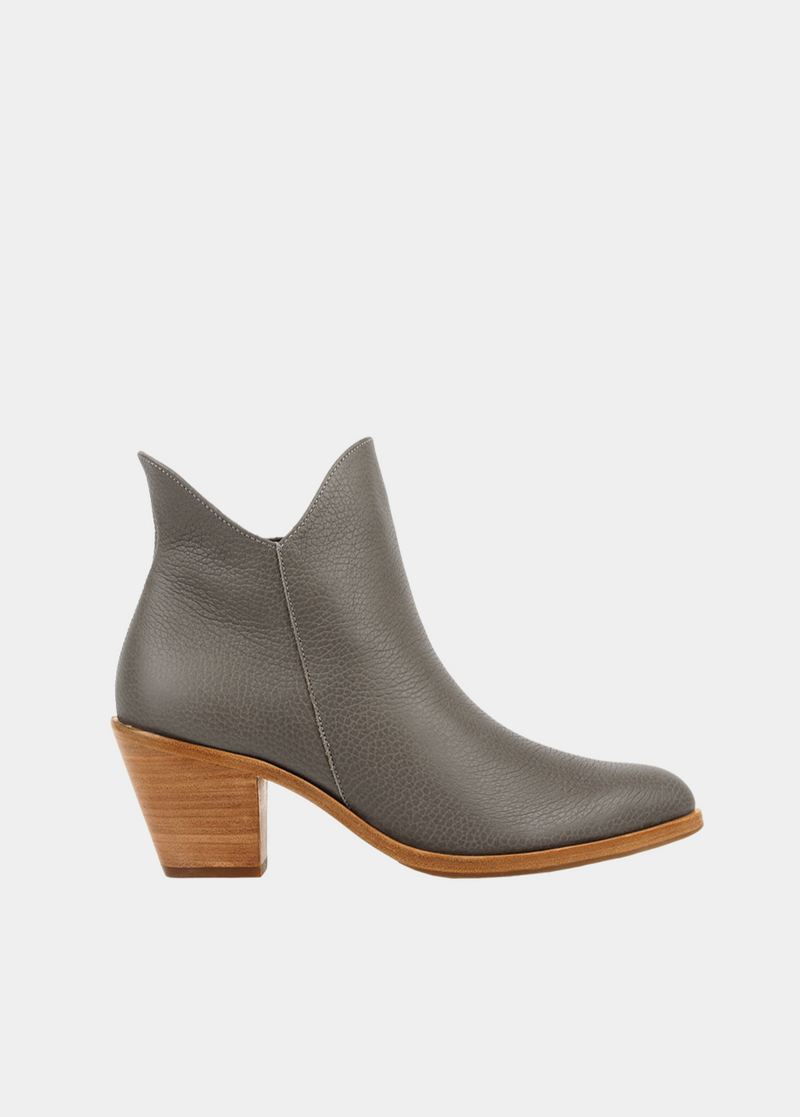 The Two Point Five Ankle Boot Smoke Grey Pebble