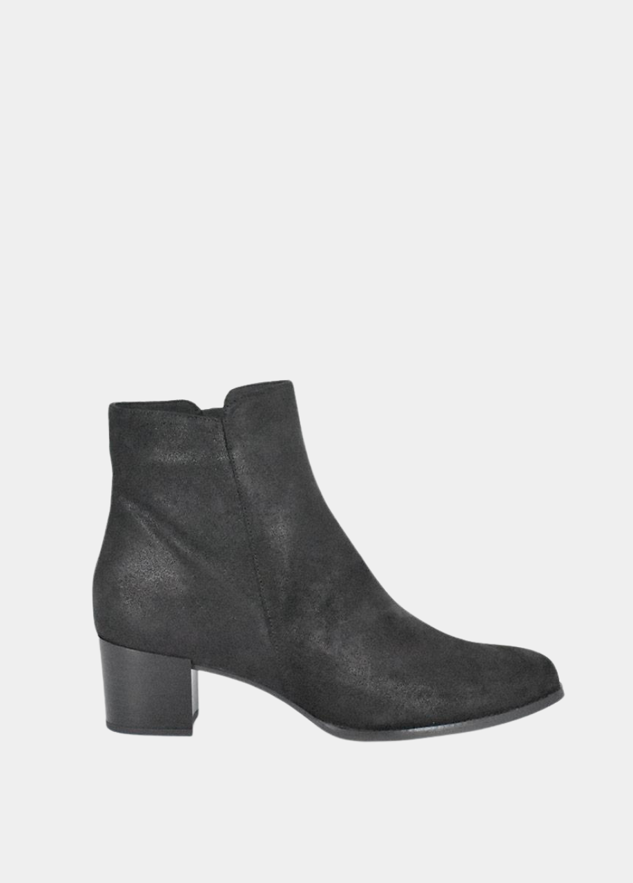 PieSanto Stylish Black Block Heel Ankle Boots