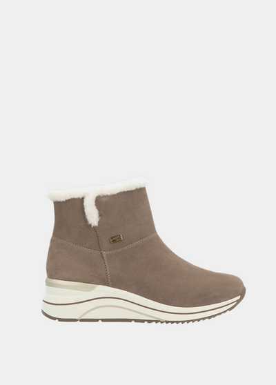 Remonte Stylish Beige Suede Cold Weather Boots