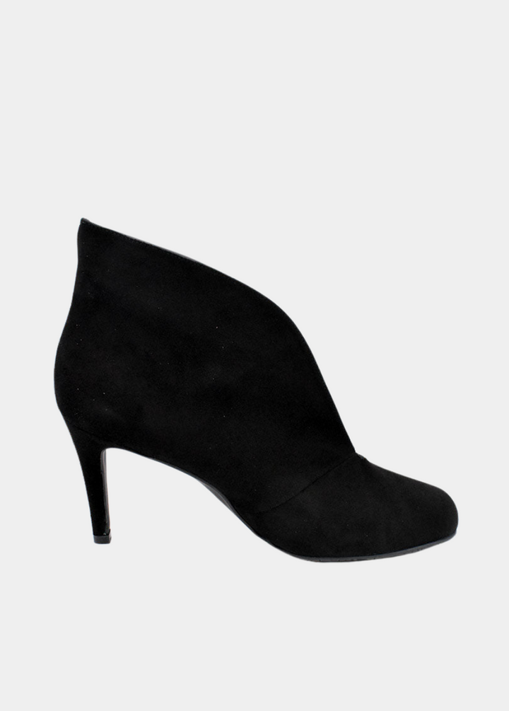 Elegant Black Suede V Cut Heeled Shoe Boot