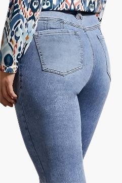 Sophia Tall Microflare Jean