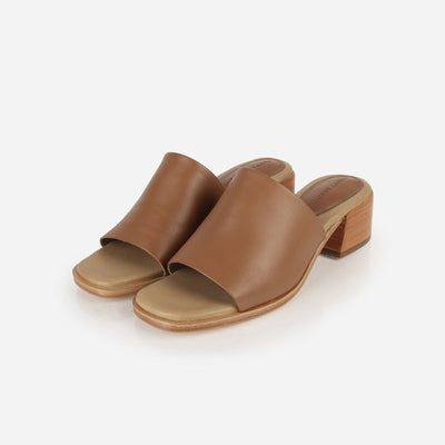 The Spritz Heeled Sandal Praline