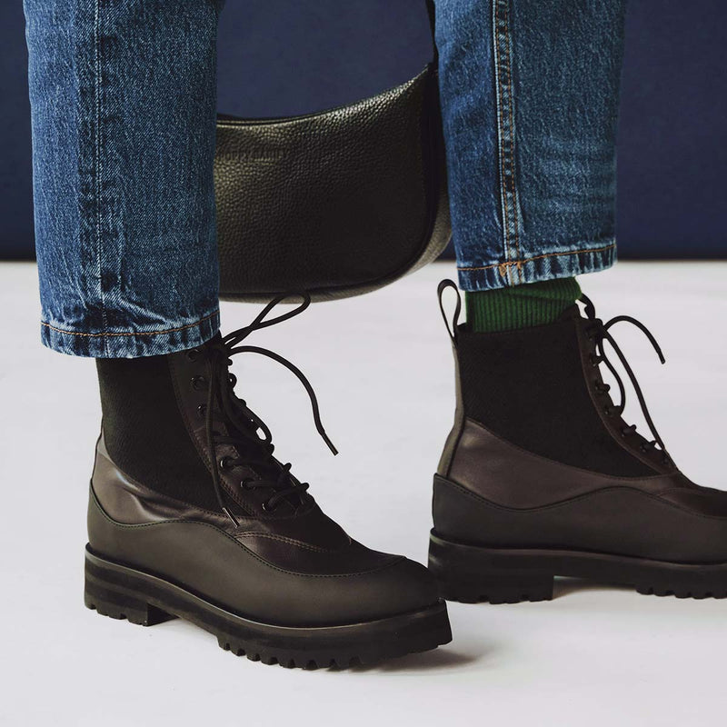 The Summit Boot Black