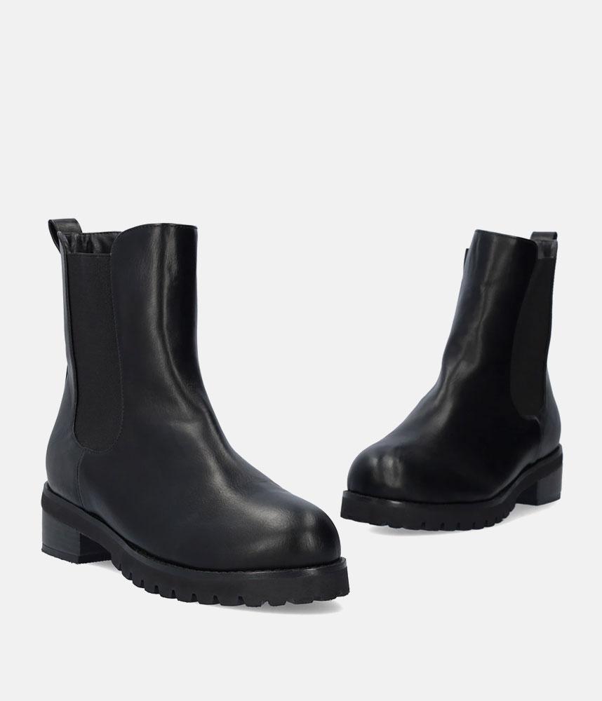 Versatile Black Chelsea Style Ankle Boots