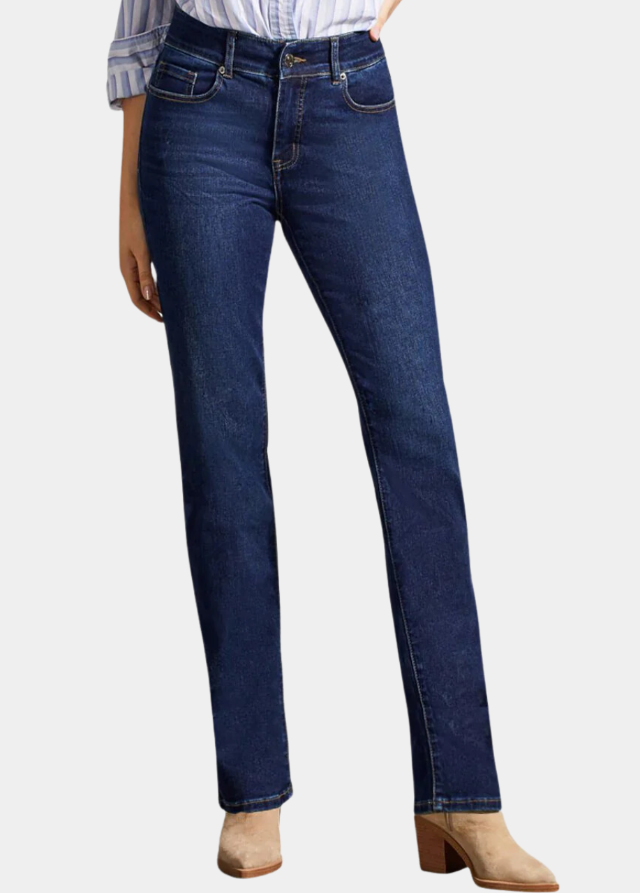 Sophia Curvy Straight Leg Jean