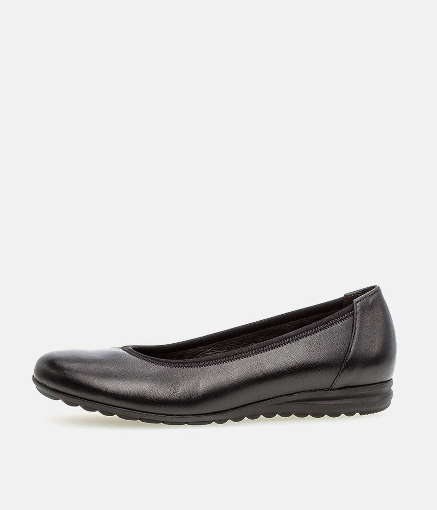 Gabor Versatile Black Leather Flats