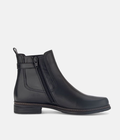 Gabor Premium Black Leather Chelsea Ankle Boots