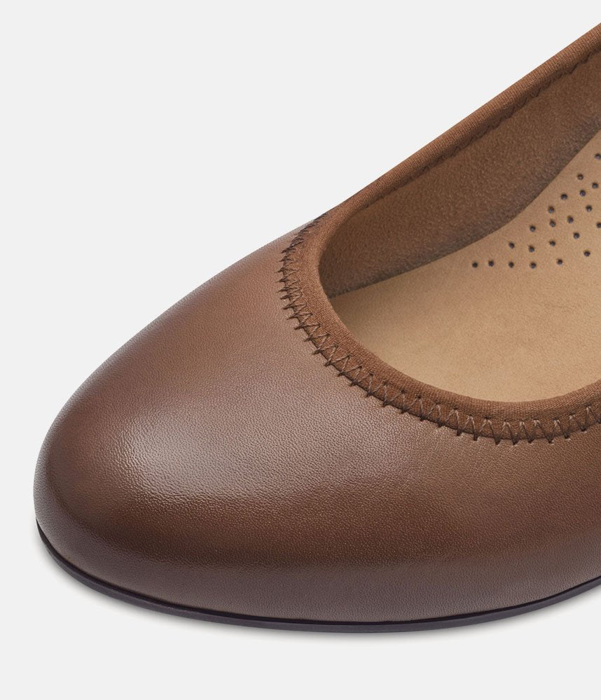 Tamaris Versatile Brown Leather Wide Fit Court Shoes