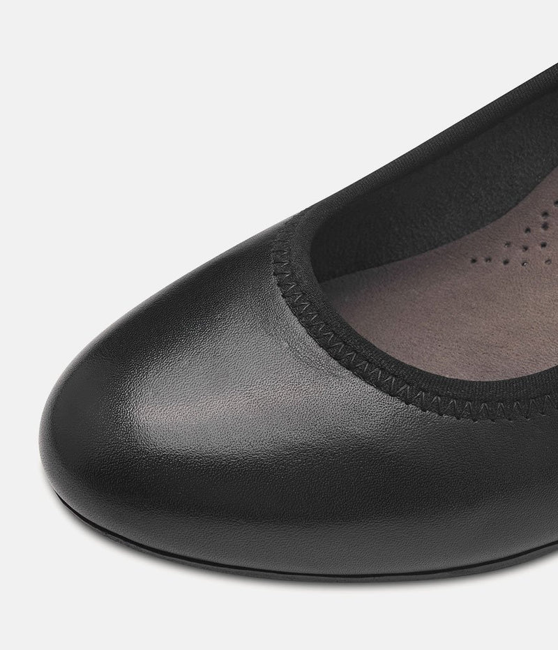 Tamaris Versatile Black Leather Wide Fit Court Shoes