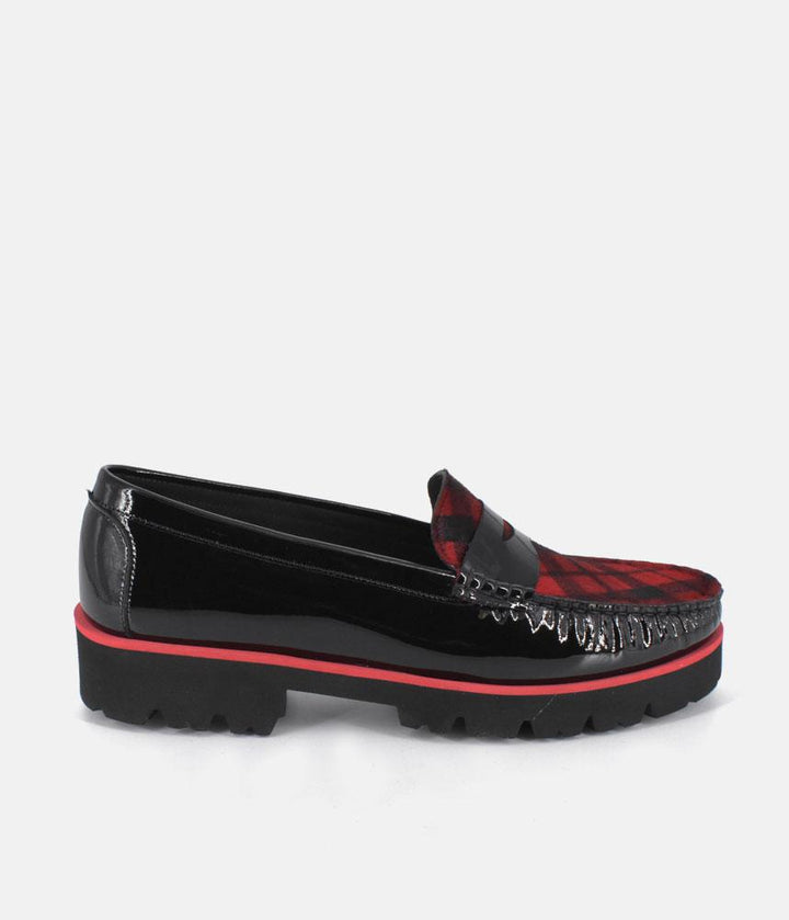 Vittoria Mengoni Gorgeous Black/Tartan Loafers