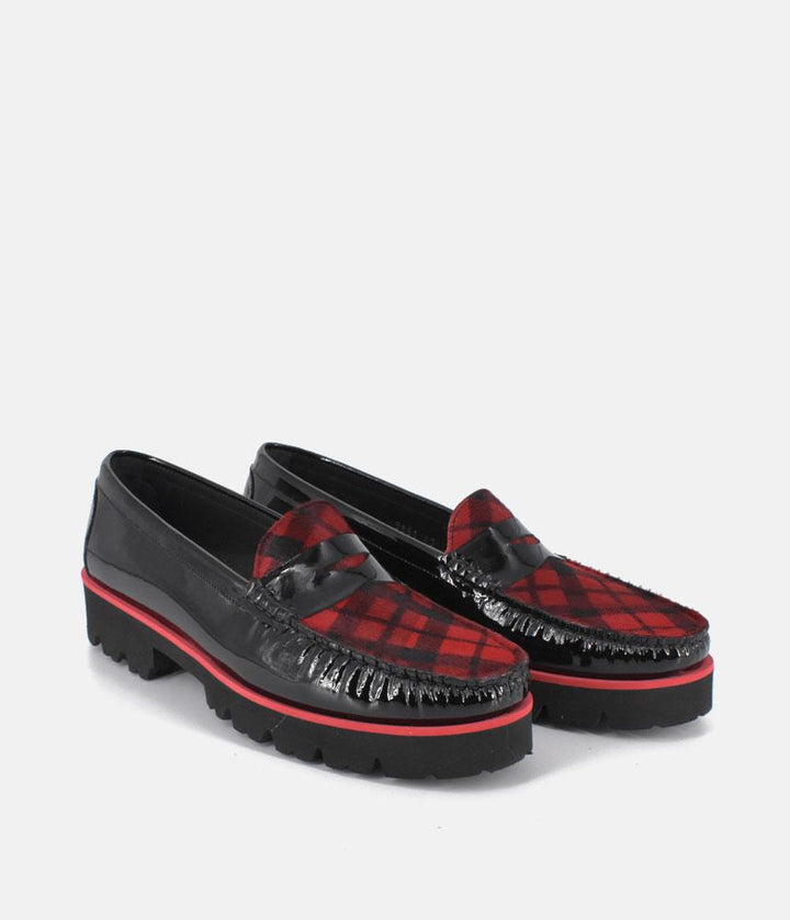 Vittoria Mengoni Gorgeous Black/Tartan Loafers