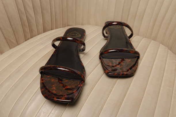 Ochi Sandal — Tortoise