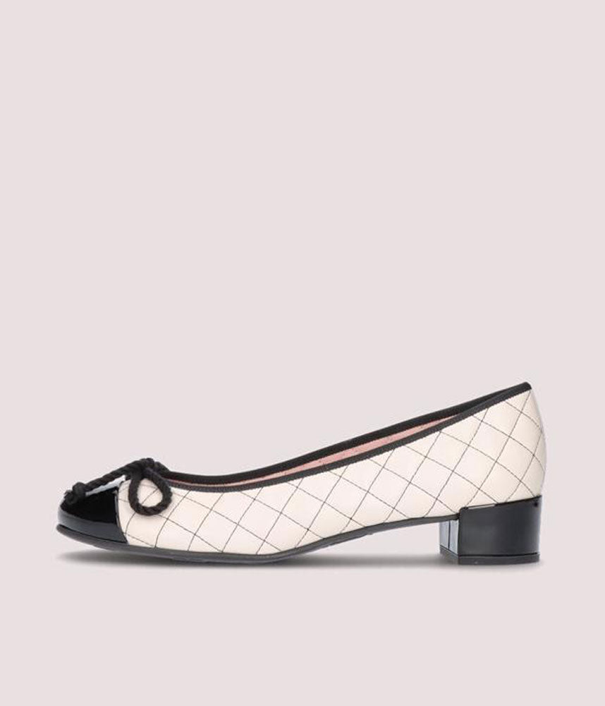 Pretty Ballerinas Chic Quilted Monochrome Mid Heels