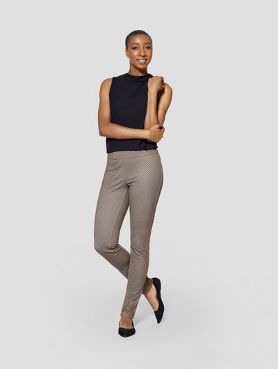 SLIM-Fit Dress Pants for Tall Women in Black