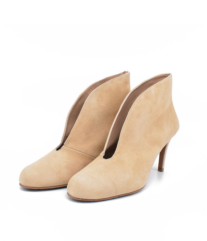 Elegant Beige Suede V Cut Heeled Shoe Boot